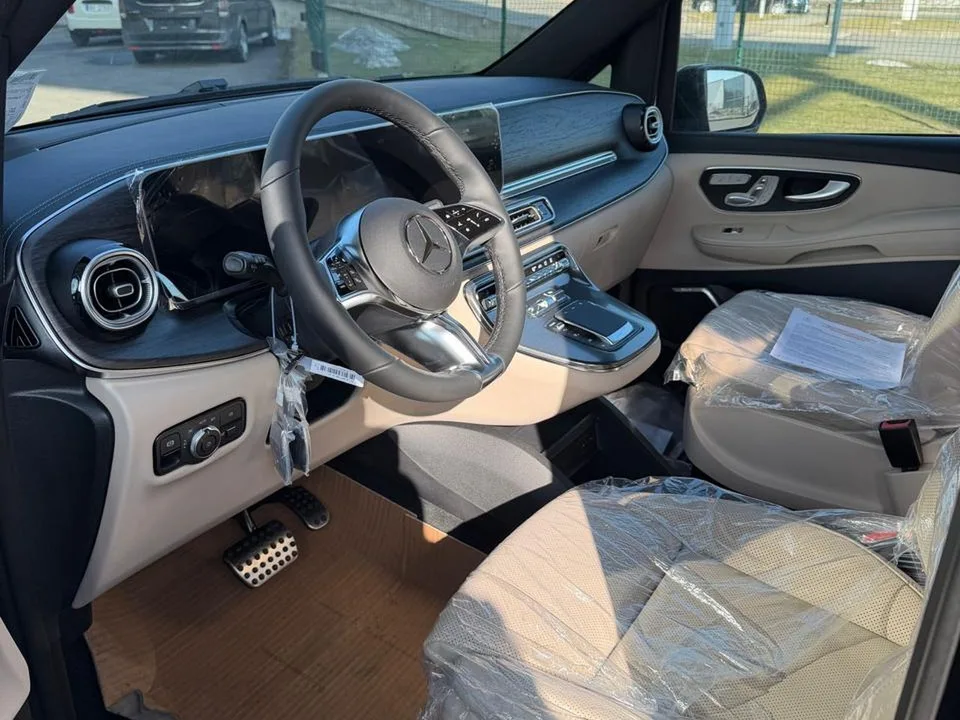 Mercedes-Benz V-Класс 2026 — миниатюра 2