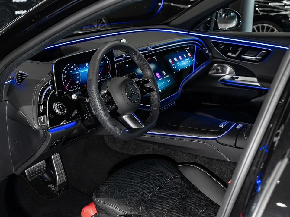 Mercedes-Benz E-Class 2025 — миниатюра 4