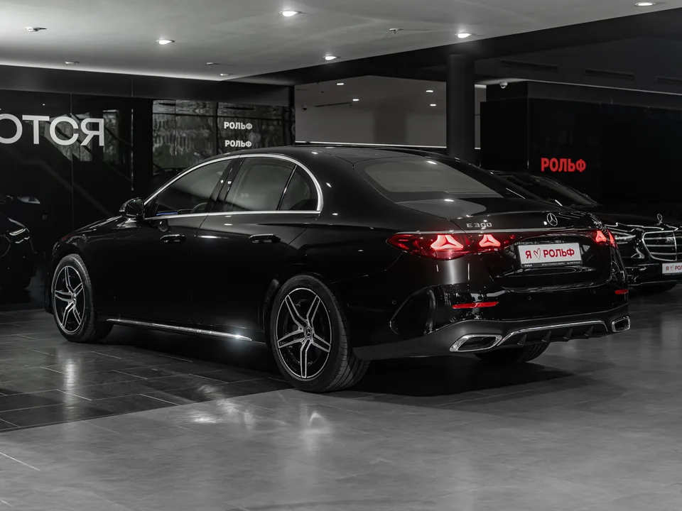 Mercedes-Benz E-Class 2025 — миниатюра 3