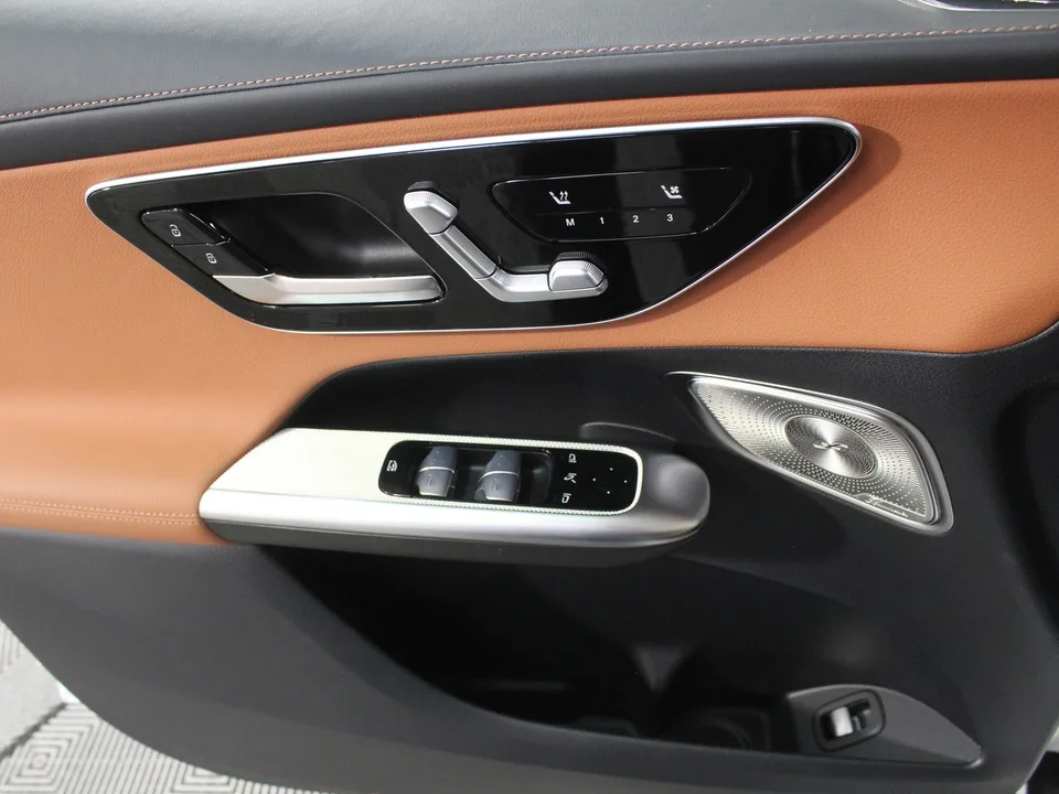 Mercedes-Benz GLC Coupe 2025 — миниатюра 4