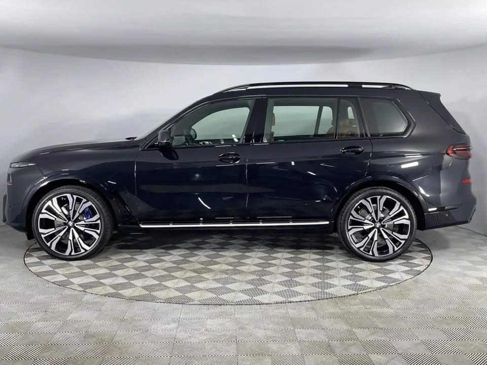 BMW X7 2025 — миниатюра 3