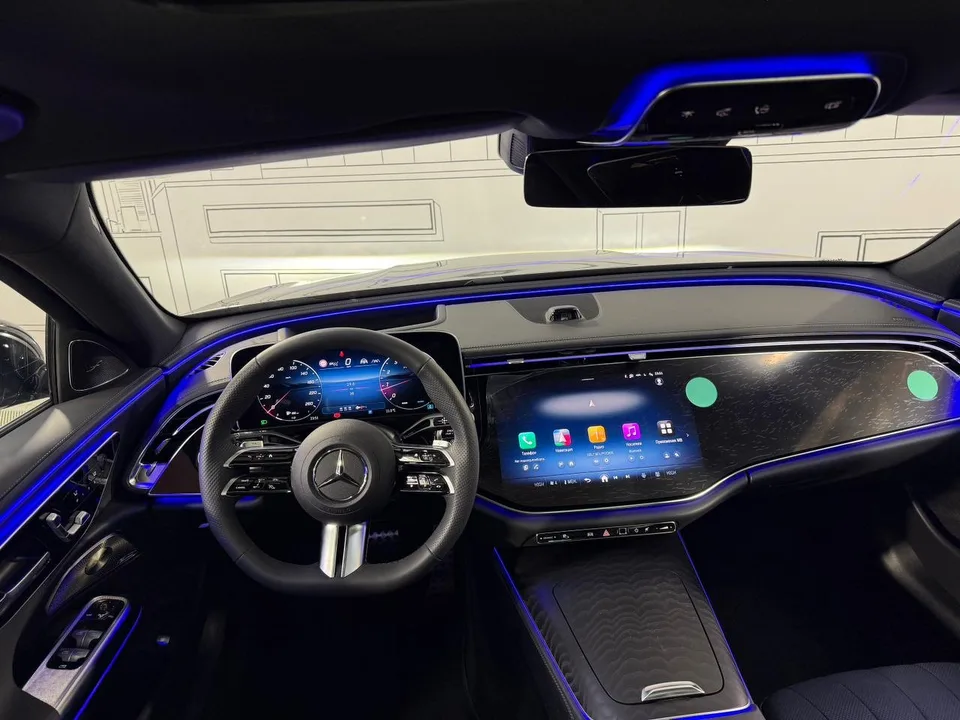 Mercedes-Benz E-Class 2025 — миниатюра 3