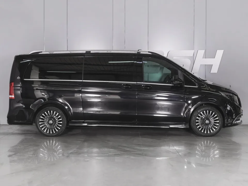 Mercedes-Benz V-Класс 2022 — миниатюра 5