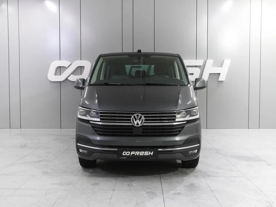 Volkswagen Caravelle 2023 — миниатюра 3