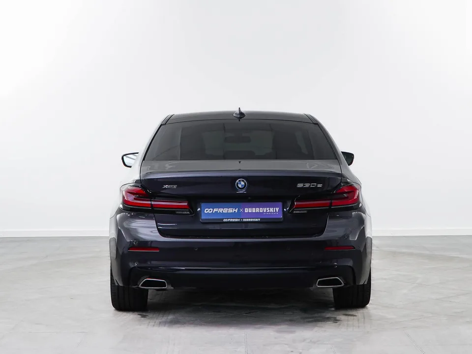 BMW 5 серия 2022 — миниатюра 4
