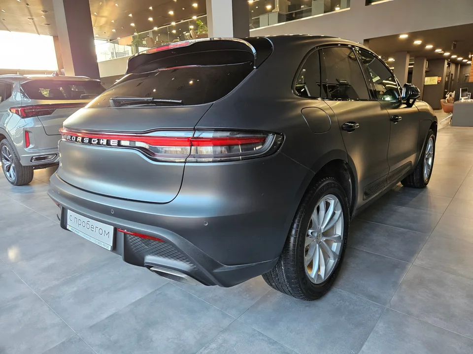 Porsche Macan 2023 — миниатюра 4
