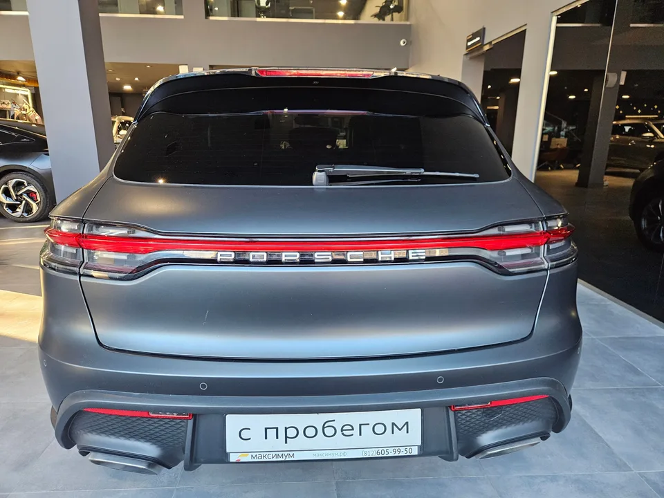 Porsche Macan 2023 — миниатюра 5