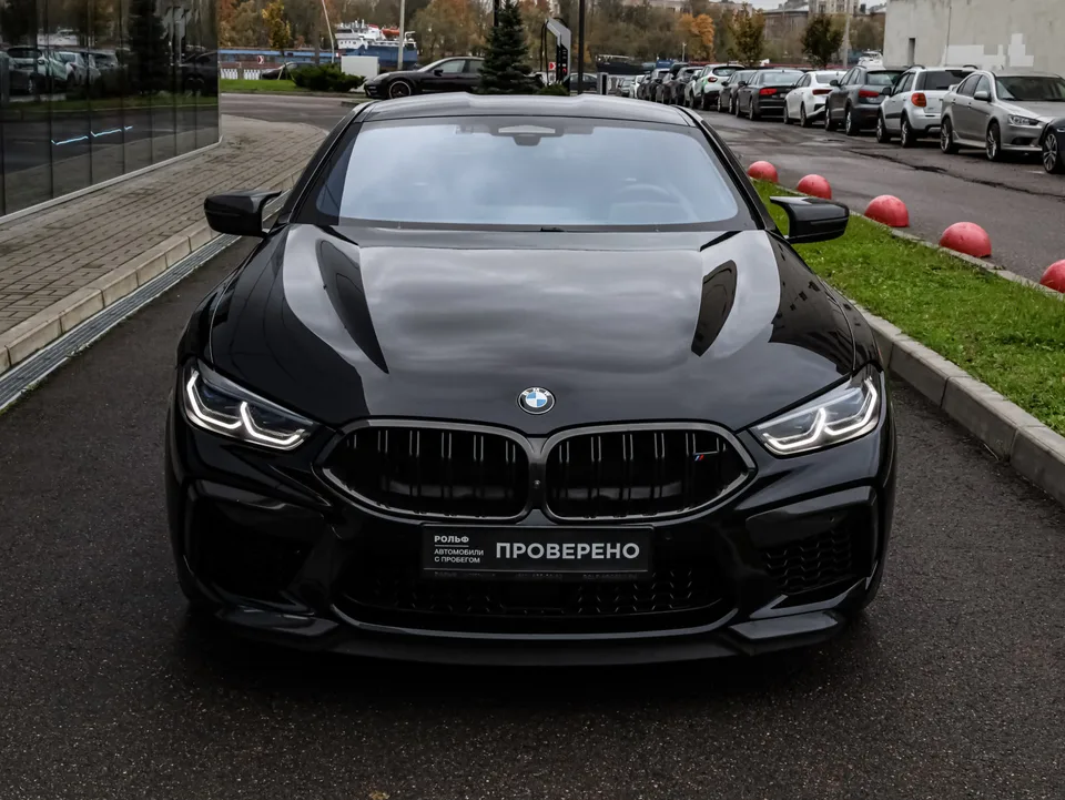 BMW M8 2023 — миниатюра 5