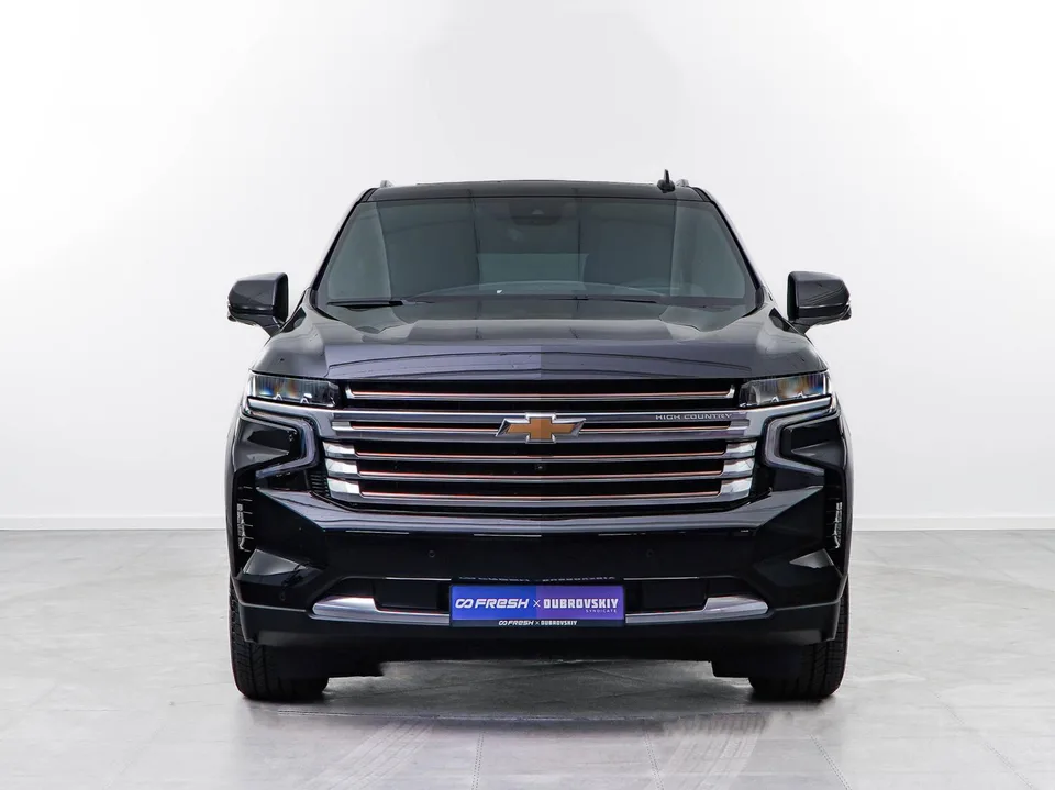 Chevrolet Suburban 2023 — миниатюра 3