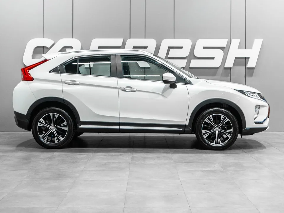 Mitsubishi Eclipsecross 2022 — миниатюра 5