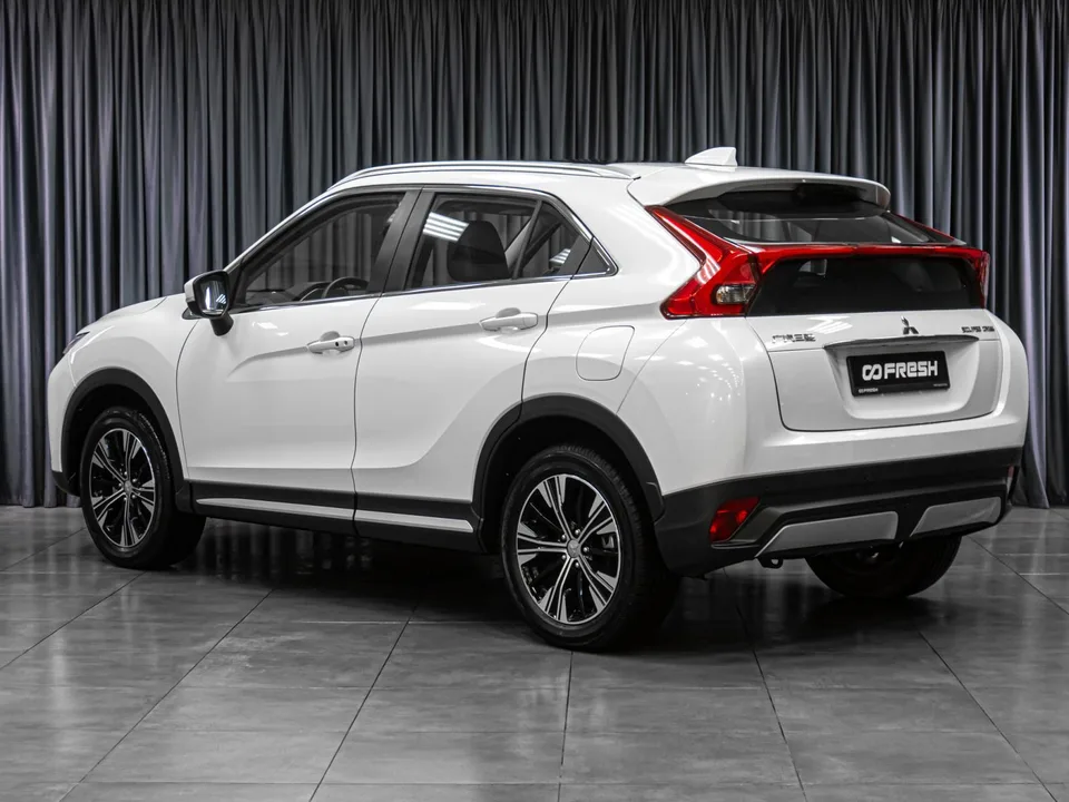 Mitsubishi Eclipse Cross 2022 — миниатюра 2