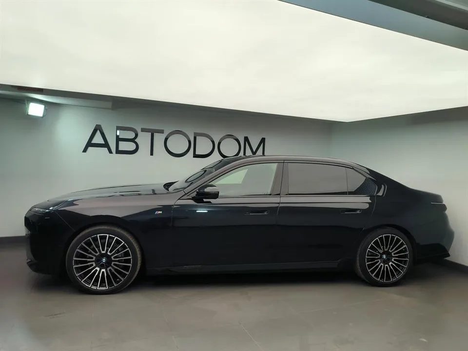 BMW 7 серия 2024 — миниатюра 2