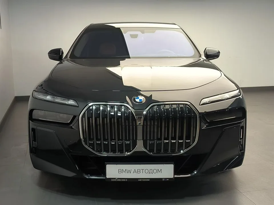 BMW 7 серия 2024 — миниатюра 3