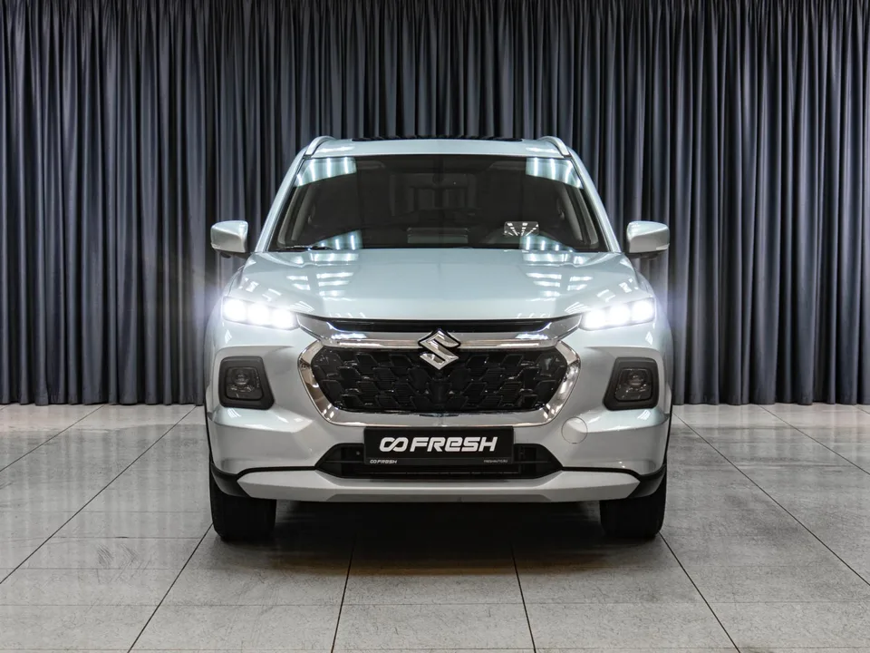 Suzuki Grand Vitara 2023 — миниатюра 3