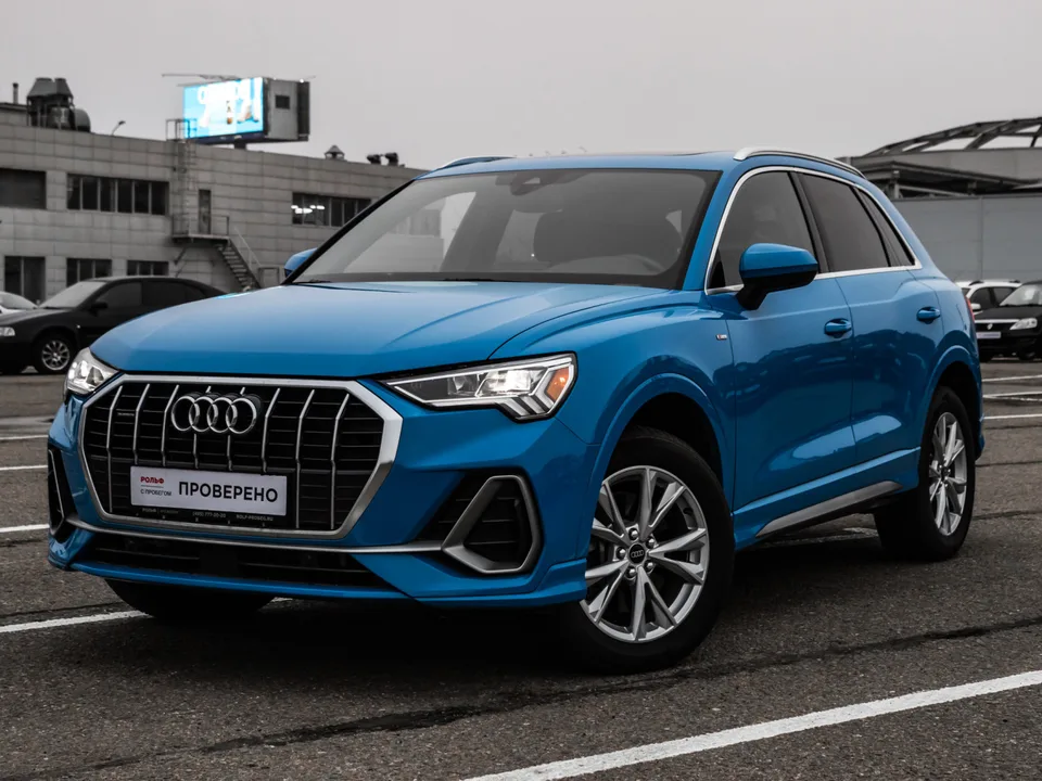 Audi Q3 2023 — фото 1, купить с доставкой в Москву