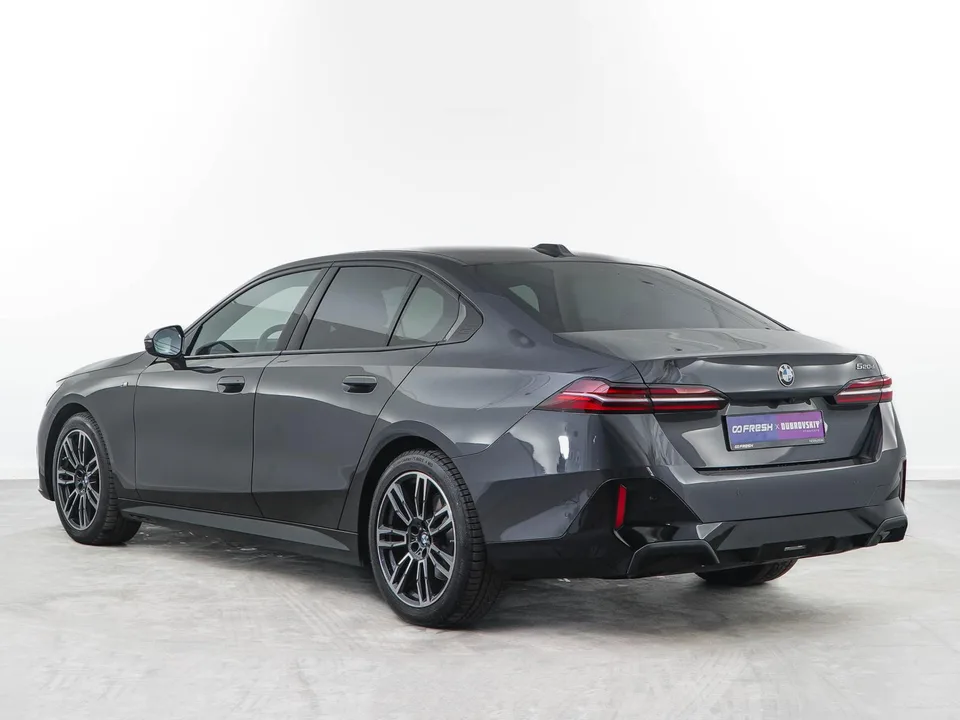 BMW 5 серия 2023 — миниатюра 2
