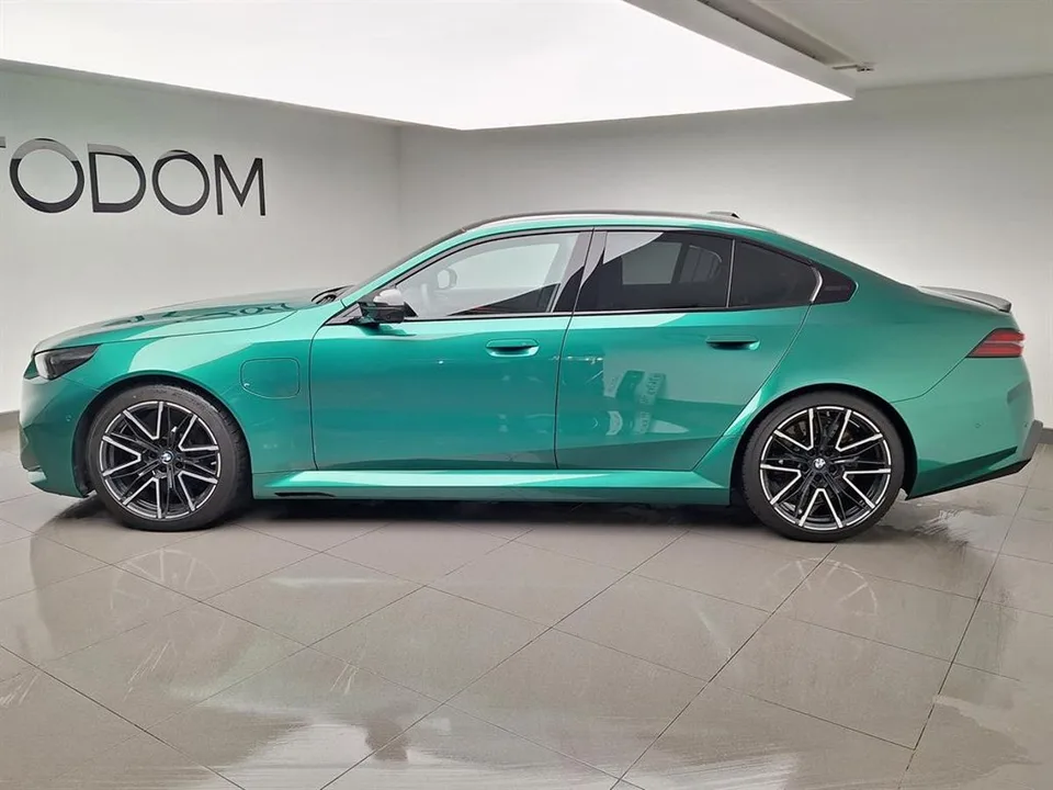 BMW M5 CS 2024 — миниатюра 2