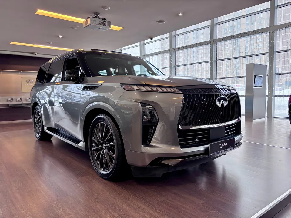 Infiniti QX80 2024 — миниатюра 2