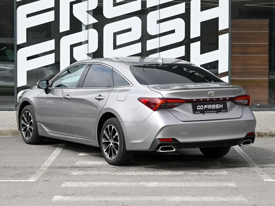 Toyota Avalon 2022 — миниатюра 2