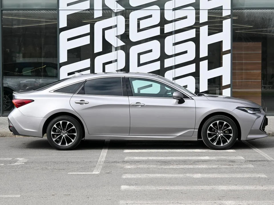 Toyota Avalon 2022 — миниатюра 5