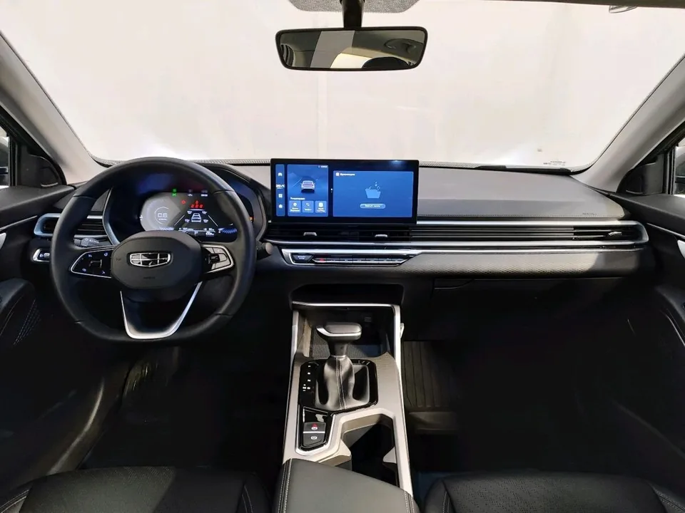 Geely Emgrand 2024 — миниатюра 5