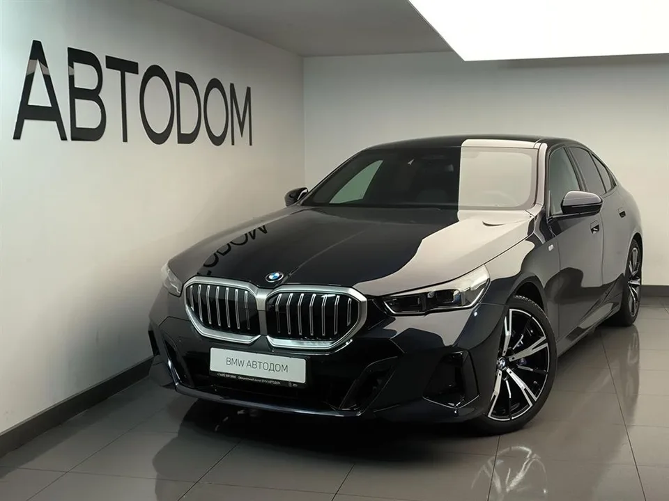 BMW 5 серия 2025 — фото 1, купить с доставкой в Москву