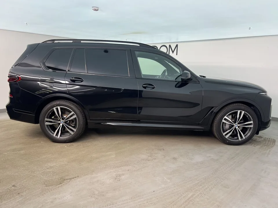 BMW X7 2022 — миниатюра 5