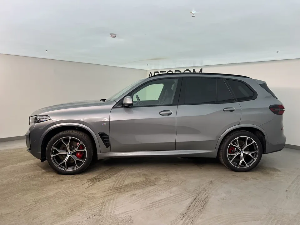 BMW X5 2023 — миниатюра 2