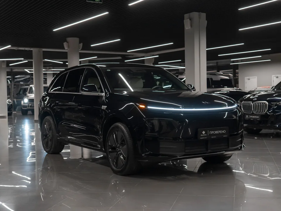 Li Xiang L6 2024 — миниатюра 2