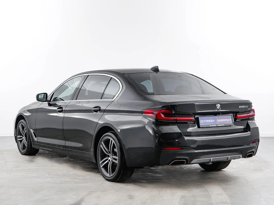 BMW 5 Series 2022 — миниатюра 2