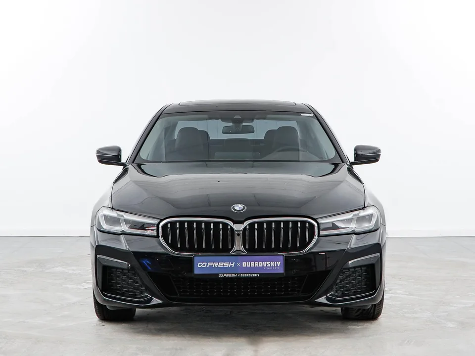 BMW 5 Series 2022 — миниатюра 3