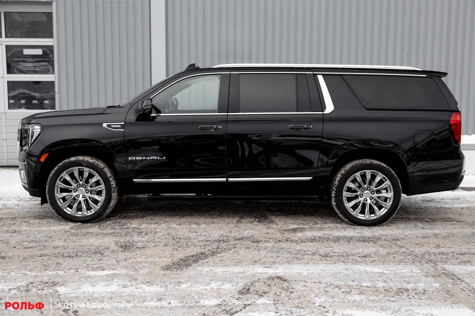GMC Yukon 2023 — миниатюра 2