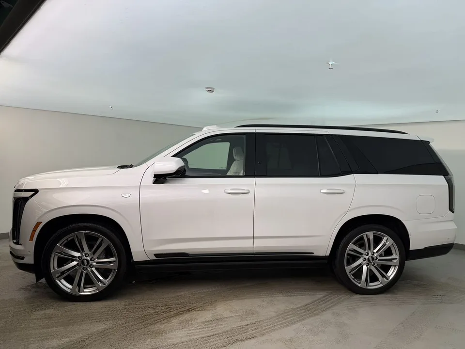 Cadillac Escalade 2024 — миниатюра 2