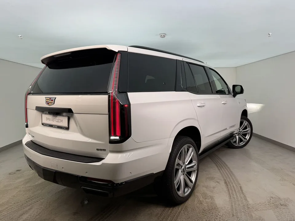 Cadillac Escalade 2024 — миниатюра 4