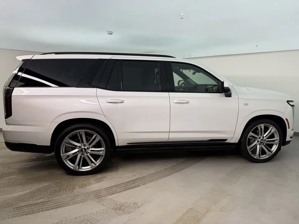 Cadillac Escalade 2024 — миниатюра 5