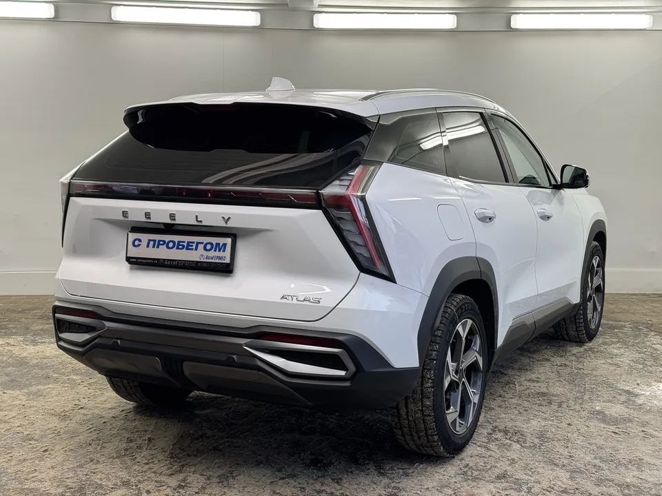 Geely Atlas 2023 — миниатюра 4