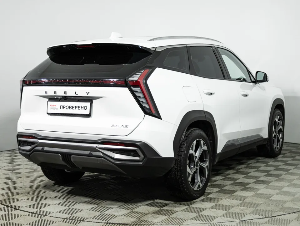 Geely Atlas 2023 — миниатюра 5