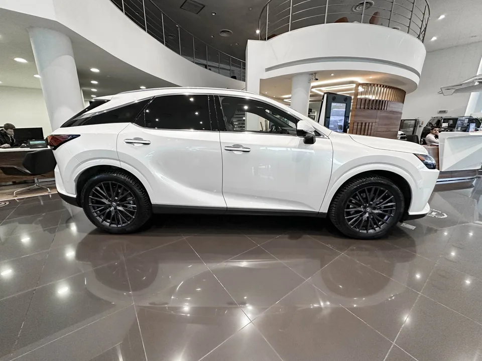 Lexus RX 2023 — миниатюра 4