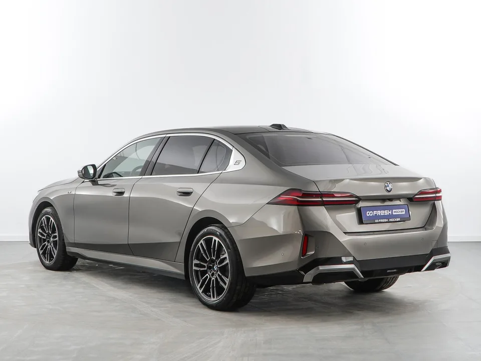 BMW 5 серия 2024 — миниатюра 2