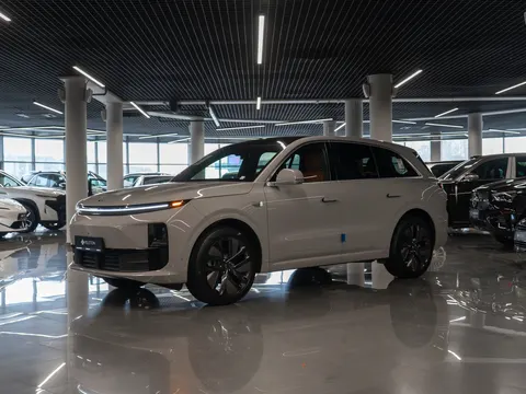 Li Xiang L6 2024 купить в Москве