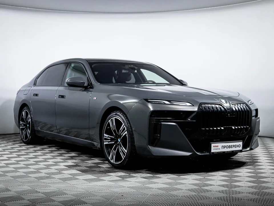 BMW 7 серия 2023 — миниатюра 3