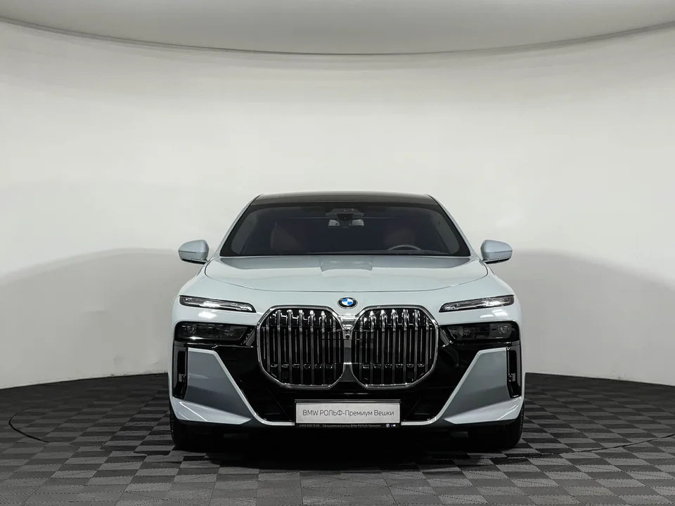 BMW 7 серия 2025 — миниатюра 3