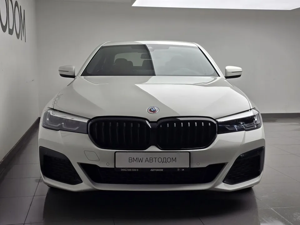 BMW 5 серия 2023 — миниатюра 3