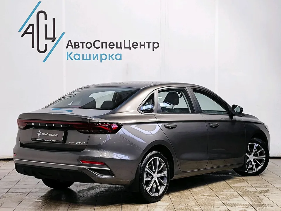 Geely Emgrand 2024 — миниатюра 4