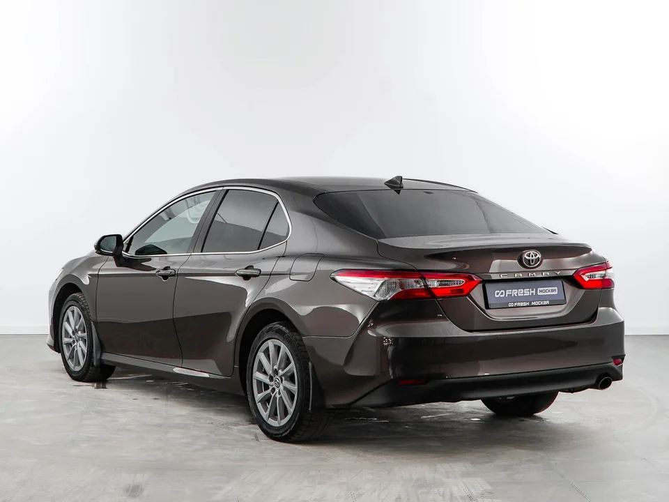 Toyota Camry 2022 — миниатюра 2