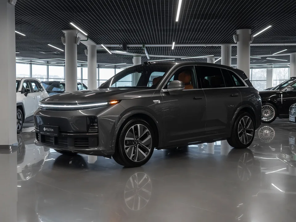 Lixiang L7 2023 — фото 1, купить с доставкой в Москву