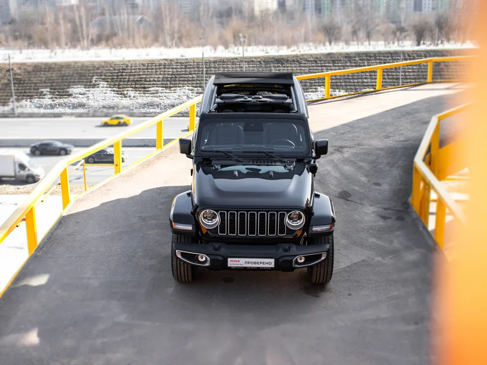 Jeep Wrangler 2025 — миниатюра 5