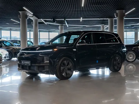 Lixiang L9 2024 купить в Москве