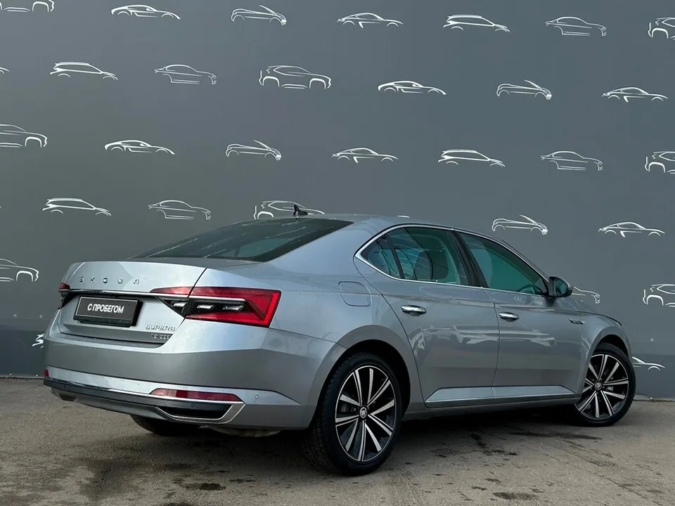 Skoda Superb 2025 — миниатюра 2
