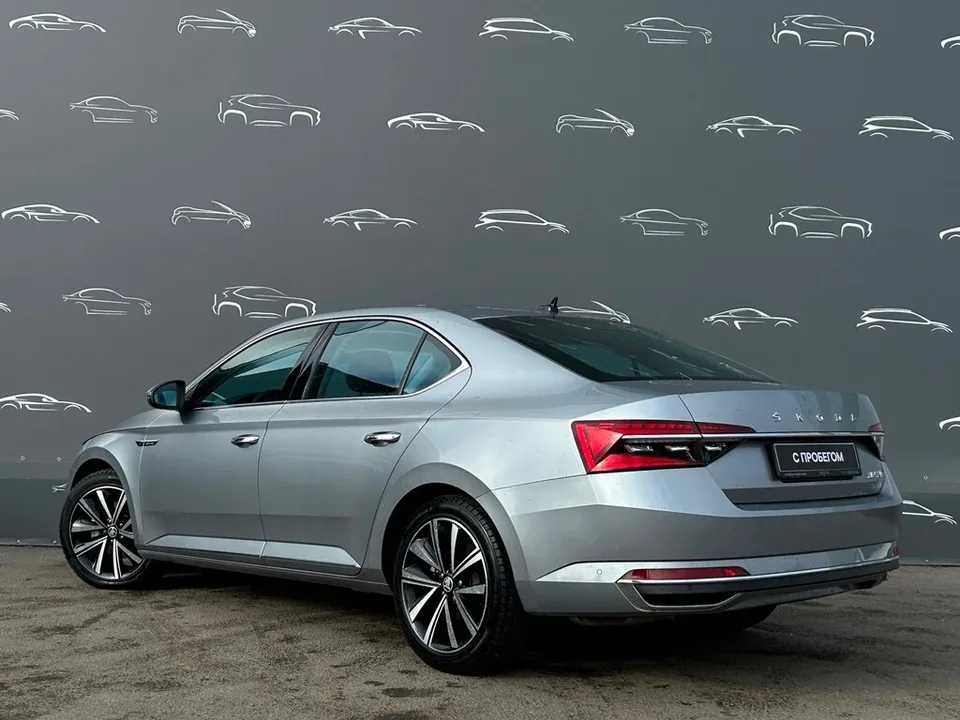 Skoda Superb 2025 — миниатюра 4